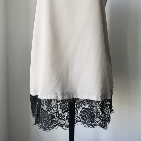 Audrey tunic with black lace trim - Picture 2 of 10